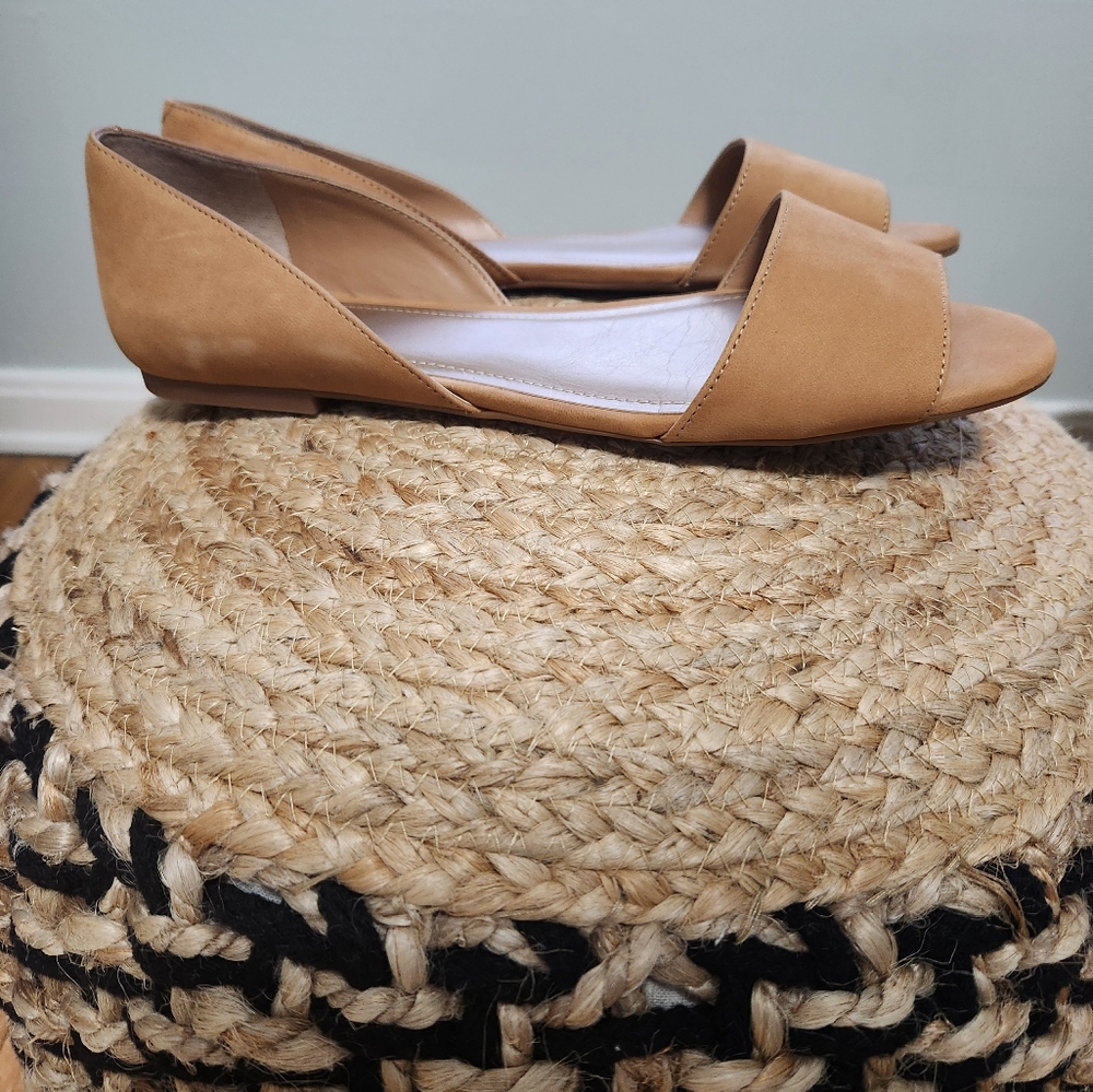 BCBGeneration Suede sandals NIB - Picture 2 of 4